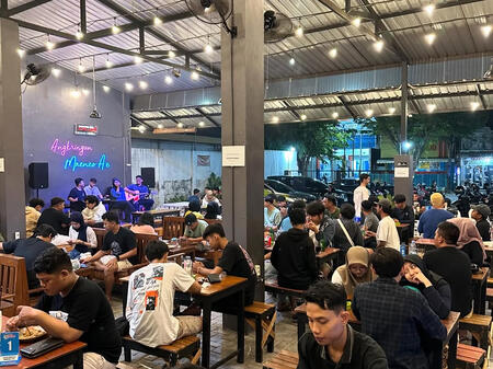 Angkringan Mreneo Ae Indoor Area