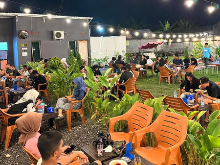 Angkringan Mreneo Ae Indoor Area